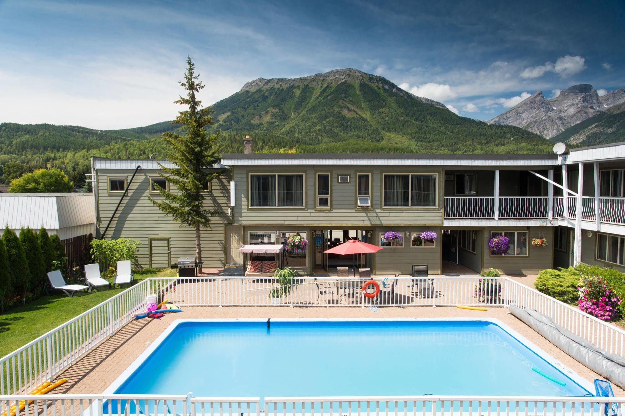 Powder Mountain Lodge Fernie Eksteriør bilde